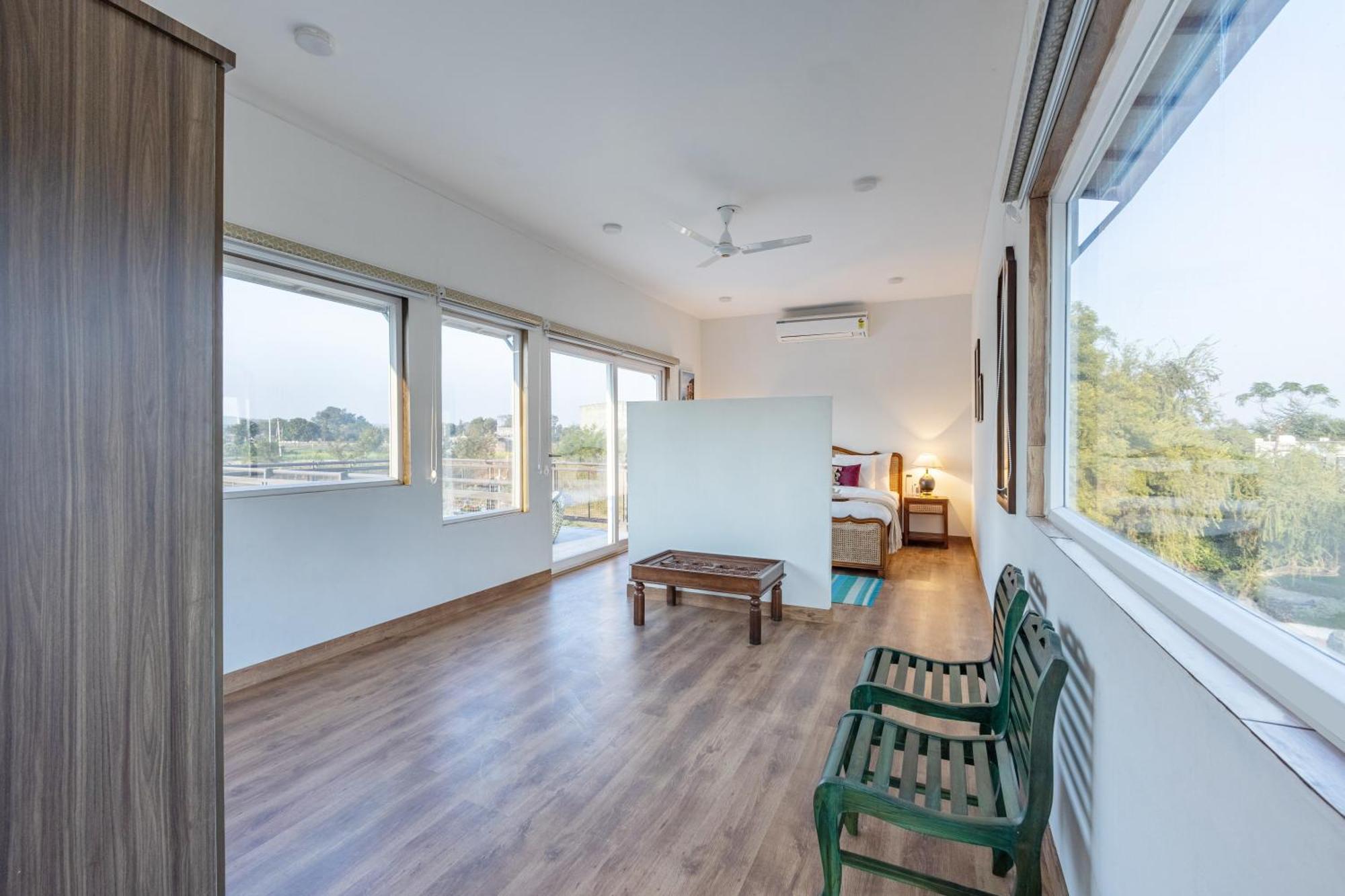 Villa Elivaas Hidden Oasis 4Bhk With Pool, Mud House & Container House Dhauj Exterior foto